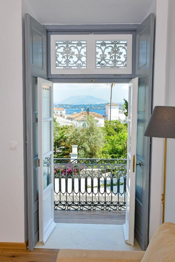 Mansion Dasi Spetses Town Exterior photo