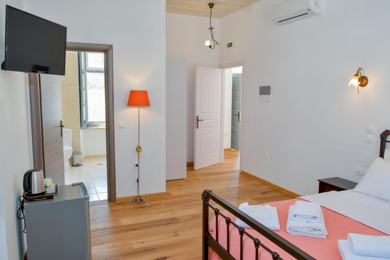 Mansion Dasi Spetses Town Exterior photo